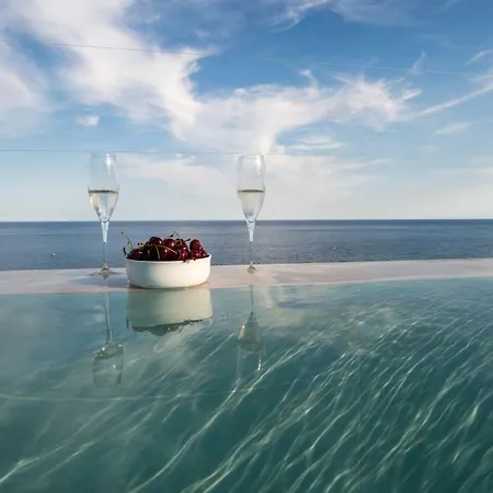 Capo Torre & Apartman Albisola Superiore