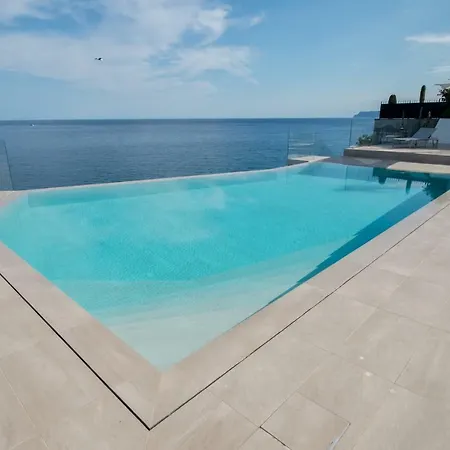 Capo Torre & Apartman